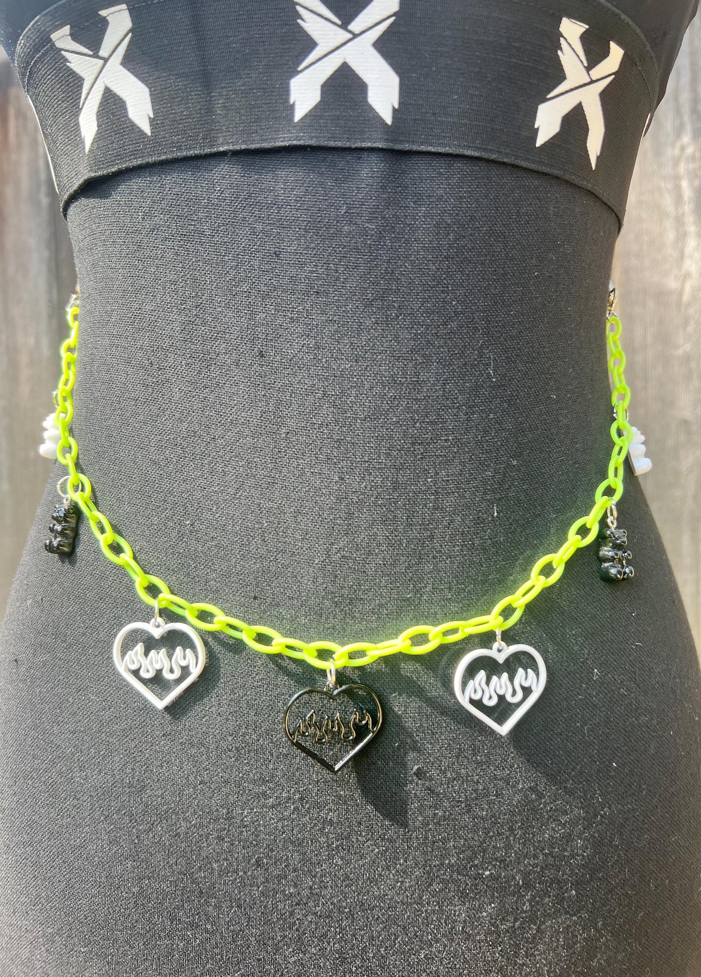 Body Chain - Necklace - Accessory (Green/White/Black) - Hearts
