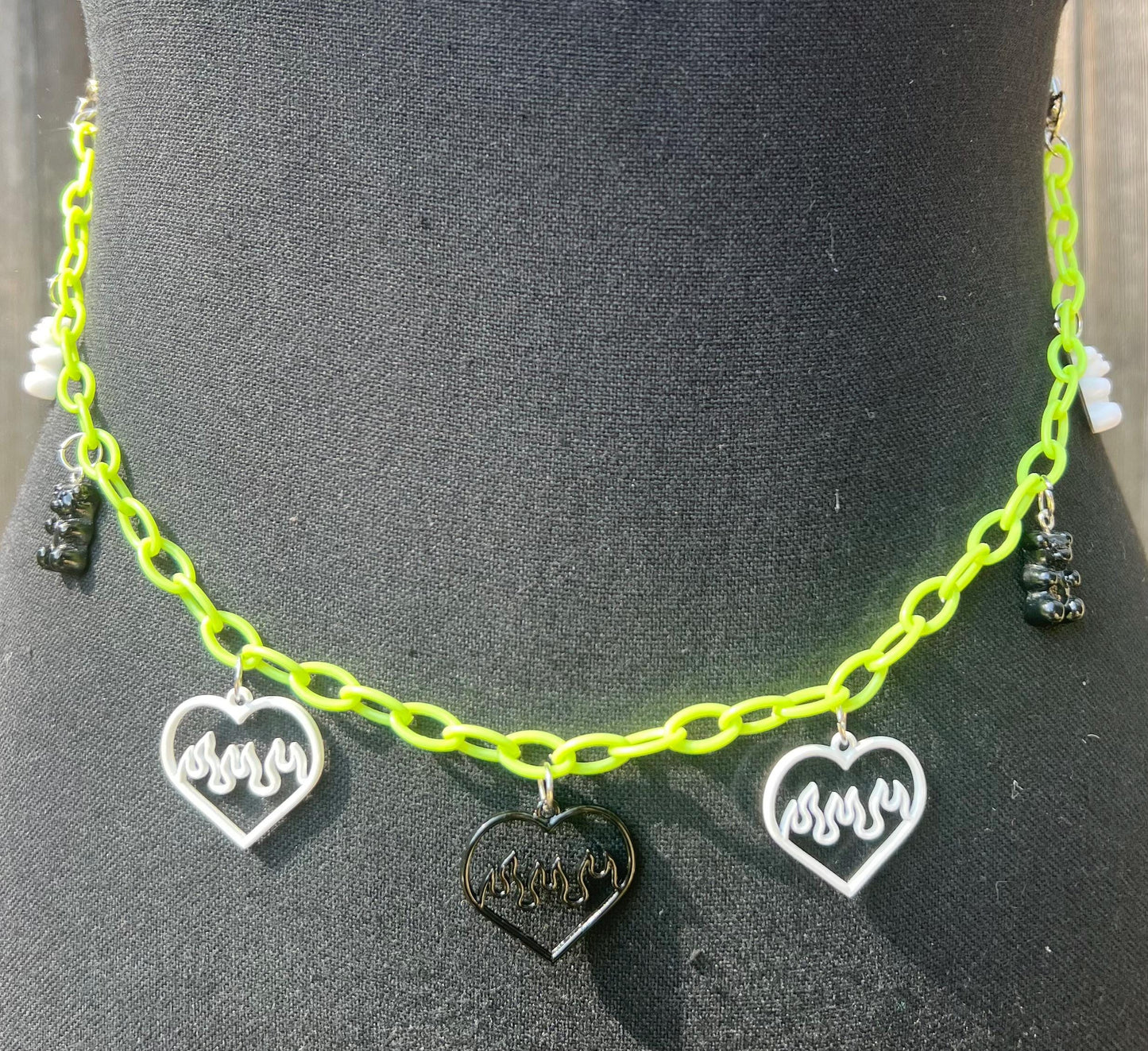 Body Chain - Necklace - Accessory (Green/White/Black) - Hearts